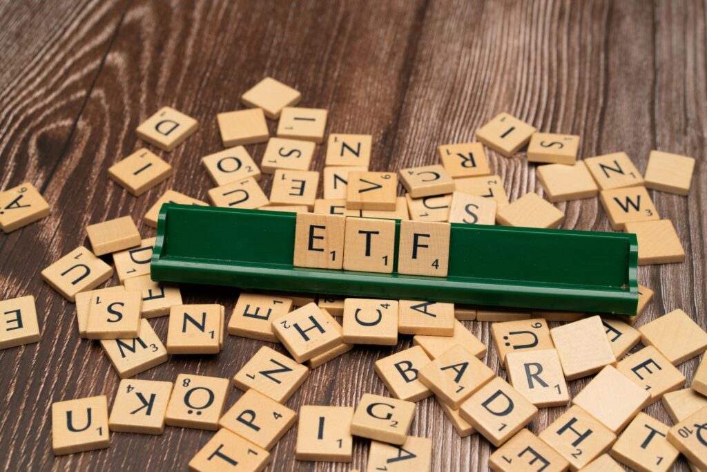 bitcoin etf la gi illustration for Bitcoin ETF là gì: Bước ngoặt giúp dòng tiền Wall Street bùng nổ