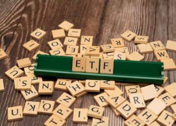 bitcoin etf la gi illustration for Bitcoin ETF là gì: Bước ngoặt giúp dòng tiền Wall Street bùng nổ
