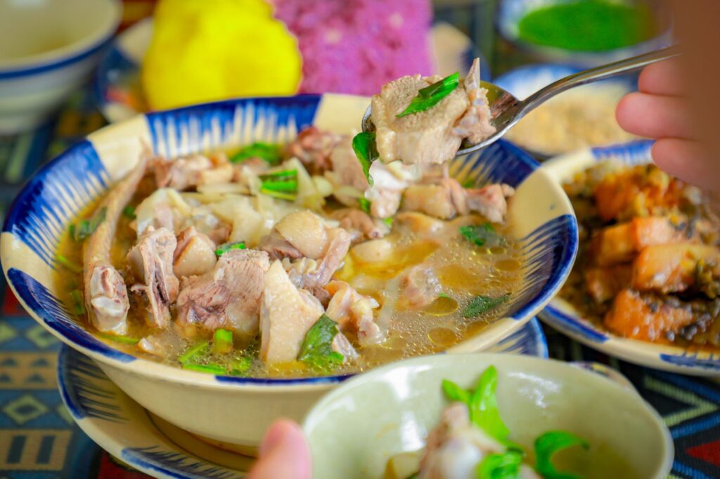 nau an ngon illustration for Cách nấu phở bò Hà Nội chuẩn vị: Bí quyết nấu ăn ngon tại nhà