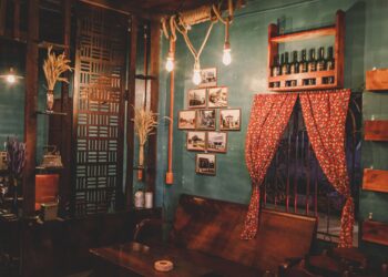 hidden bar sai gon illustration for Hidden bar Sài Gòn: 10 Địa điểm chill speakeasy tuyệt vời cho hẹn hò