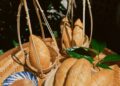 lam banh su kem illustration for Làm bánh su kem vỏ giòn rụm: Bí quyết tuyệt đỉnh siêu dễ