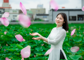 lam net anh bang ai illustration for Làm nét ảnh bằng AI: 7 Cách khôi phục ảnh cũ cực hiệu quả