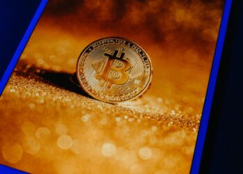 Illustration of Mua Bitcoin an toàn: Hướng dẫn đầu tư Coin hiệu quả nhất cho người mới