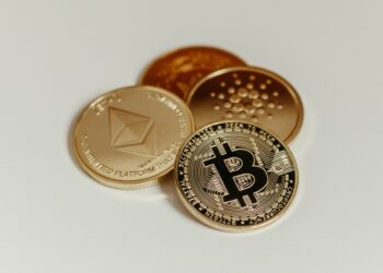 phan biet coin va token illustration for Phân biệt Coin và Token: Kiến thức crypto cơ bản cực kỳ quan trọng