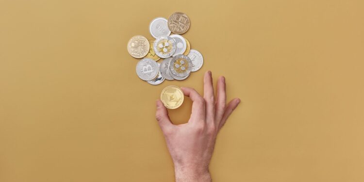 san airdrop illustration for Săn airdrop coin miễn phí: Bí quyết tối ưu kiếm tiền crypto hiệu quả