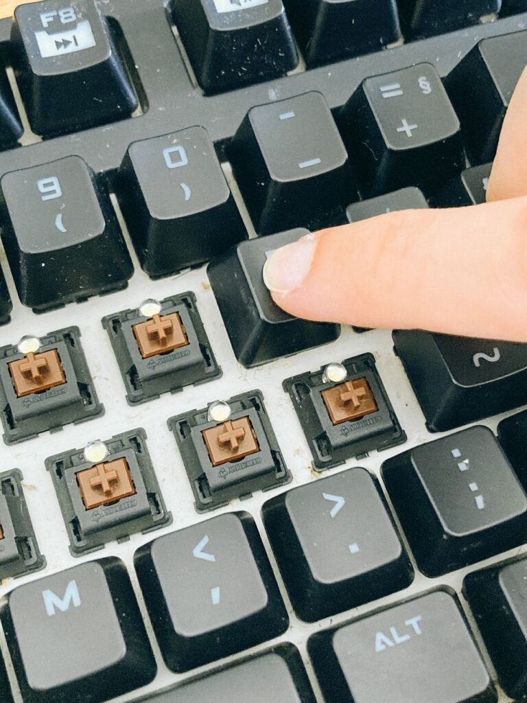ban phim ao pc illustration for Bàn phím ảo PC: Mẹo chữa cháy hiệu quả nhất khi liệt phím