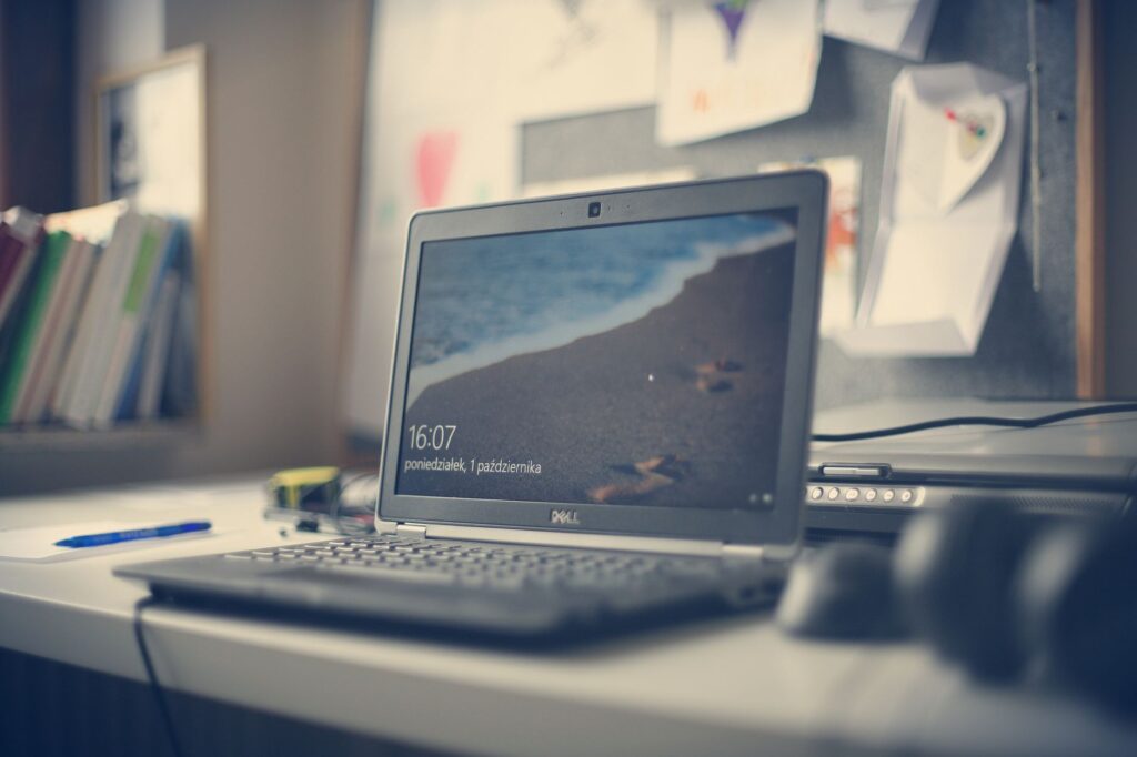 dinh vi laptop illustration for Định vị laptop: Bí quyết an toàn tuyệt đối và cách tìm lại máy