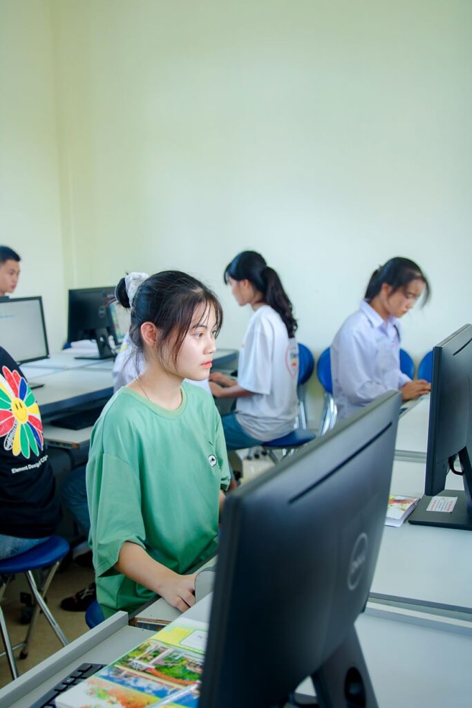 cai dat may ao pc illustration for Cài đặt máy ảo PC: Hướng dẫn chi tiết, đơn giản và hiệu quả