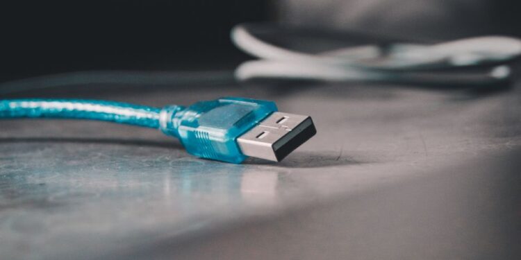 cai win bang usb illustration for Cài win bằng USB: Hướng dẫn tạo USB Boot cực dễ dàng
