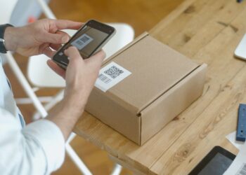 quet ma qr di động illustration for Quét mã QR di động: Mẹo camera scan siêu nhanh cực hữu ích