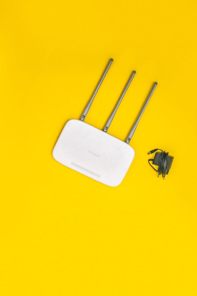 tang toc do wifi pc illustration for Tăng tốc độ Wifi PC: Mẹo tối ưu Internet Windows hiệu quả nhất