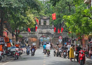 thay doi duoi file hang loat illustration for Thay đổi đuôi file hàng loạt: Mẹo cực nhanh và hiệu quả nhất