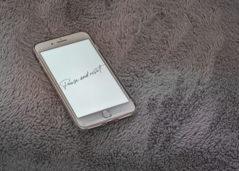 ban phim iphone bi lag giat illustration for Bàn phím iPhone bị lag giật: Cách fix keyboard lag hiệu quả nhất