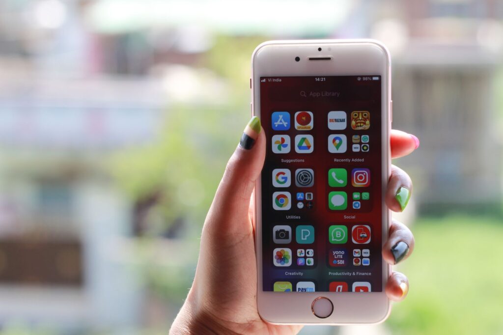 Cách định vị iPhone của người khác: 5 Mẹo hiệu quả nhất 2024