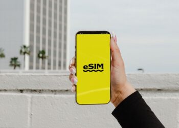 cach cai dat va kich hoat esim tren dien thoai illustration for Cách cài đặt và kích hoạt eSIM trên điện thoại: Hướng dẫn tốt