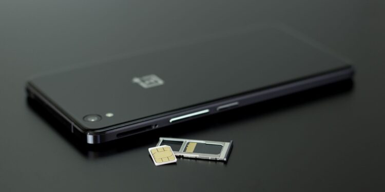 cach quet ma esim illustration for Cách quét mã eSIM: Hướng dẫn chuyển đổi đơn giản và hiệu quả nhất
