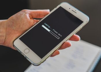 cach tim mat khau wifi dang ket noi tren iphone illustration for Cách tìm mật khẩu WiFi đang kết nối trên iPhone: Bí quyết hi