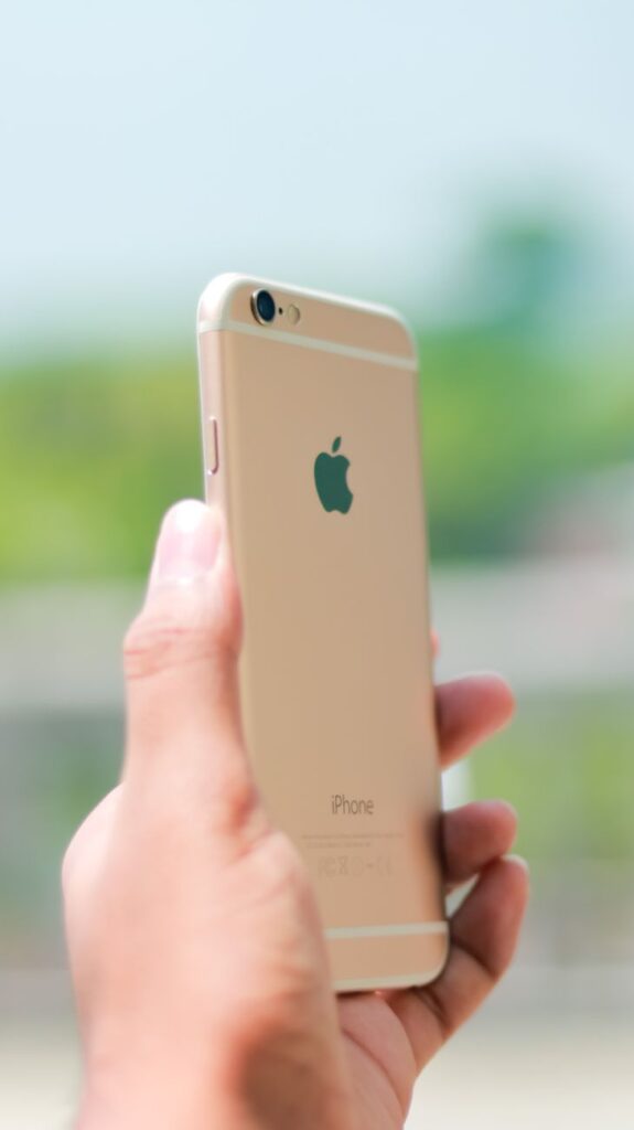 cach thay doi ten thiet bi iphone nhanh chong illustration for Cách thay đổi tên thiết bị iPhone nhanh chóng: Mẹo hay hiệu qu