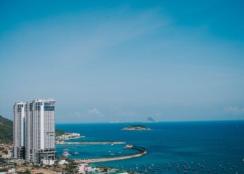 Illustration of Kinh nghiệm du lịch Nha Trang tự túc: Cẩm nang ăn chơi hoàn hảo