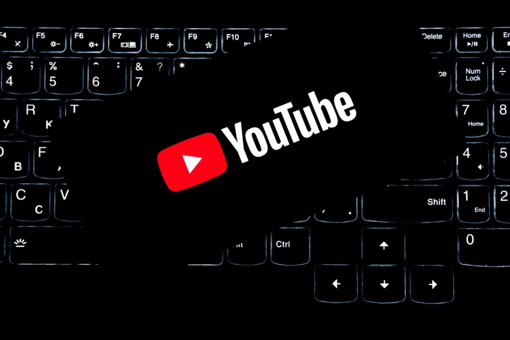 shortcut tai video facebook iphone illustration for Shortcut tải video Facebook iPhone: Cách tốt nhất để tải nhan
