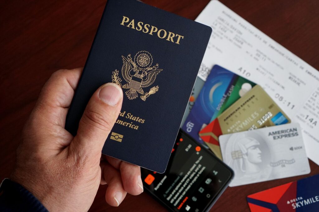 Illustration of Thủ tục xin visa Mỹ tự túc đậu cao: Bí quyết phỏng vấn thành công